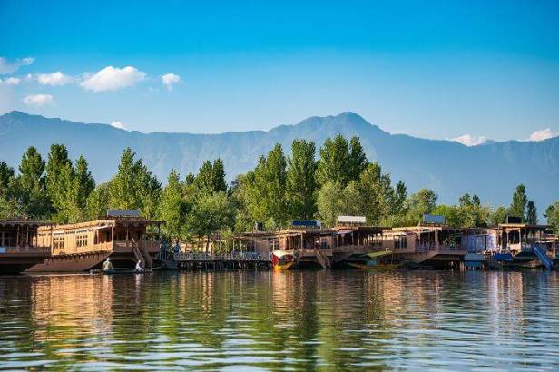 Kashmir Srinagar